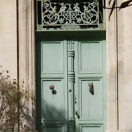 Chateau Cornillon 2*